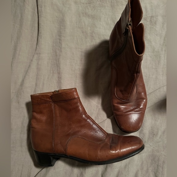 Italian leather boots size 7 (US). - Picture 1 of 4